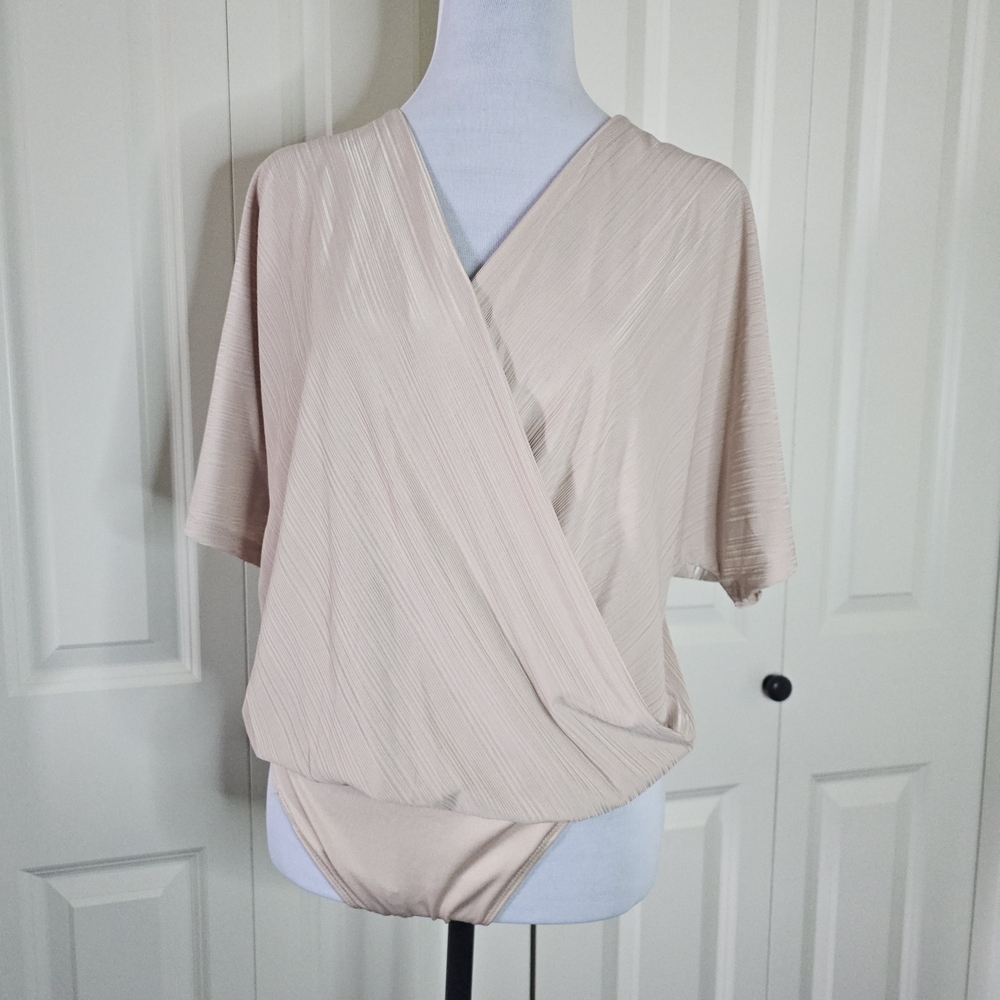 Dex Cream  Shiney Striped Detail Wrap Bodysuit Party Layering  Sz M